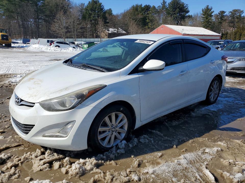 2015 HYUNDAI ELANTRA — VIN 5NPDH4AE5FH556554