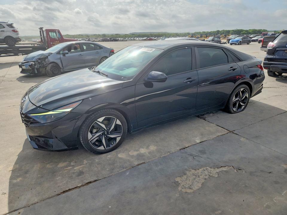 2023 HYUNDAI ELANTRA — VIN 5NPLS4AG3PH113528