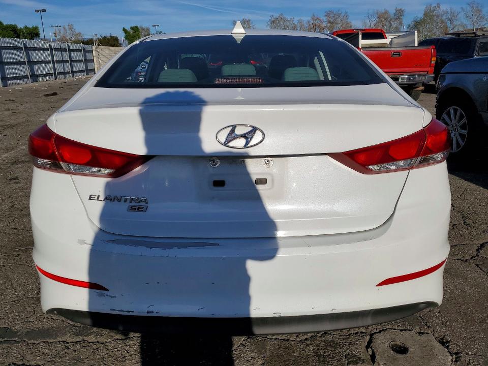 5NPD74LF6HH188915