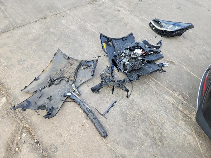 5NPEG4JA1LH033998