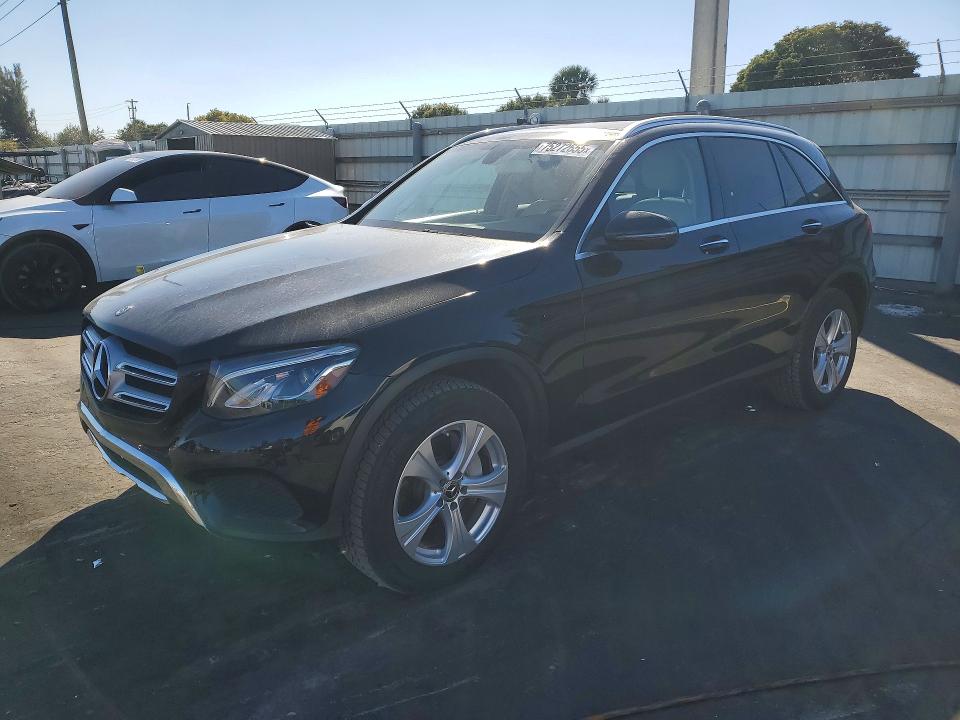 2018 MERCEDES-BENZ GLC — VIN WDC0G4JB6JV092944