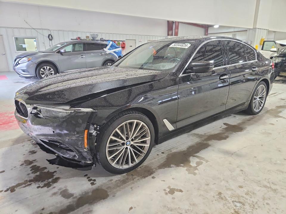 2018 BMW 540 — VIN WBAJE5C53JWA92469