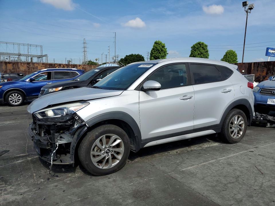 2018 HYUNDAI TUCSON — VIN KM8J33A48JU771214