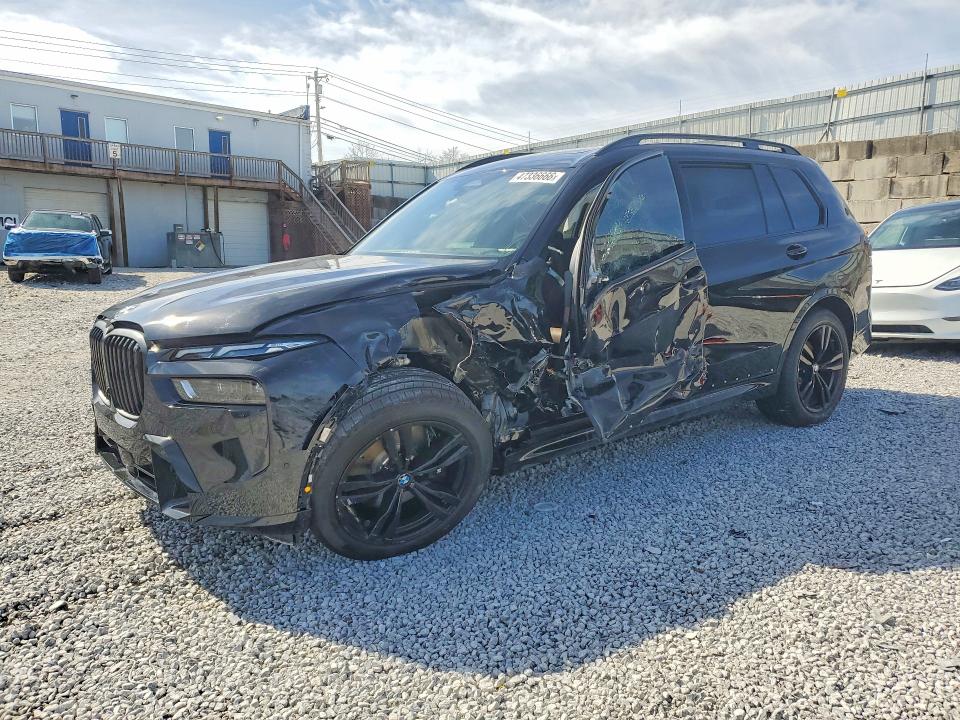 2026 BMW X7 — VIN 5UX23EM02T9025908