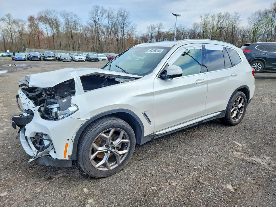 2021 BMW X3 — VIN 5UXTY5C09M9G42105