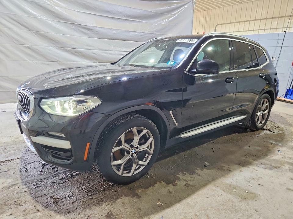 2021 BMW X3 — VIN 5UXTY5C00M9E82695