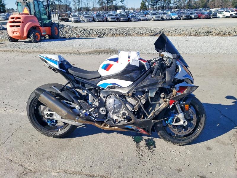 2021 BMW M 1000 R — VIN WB10E710XM6E19923