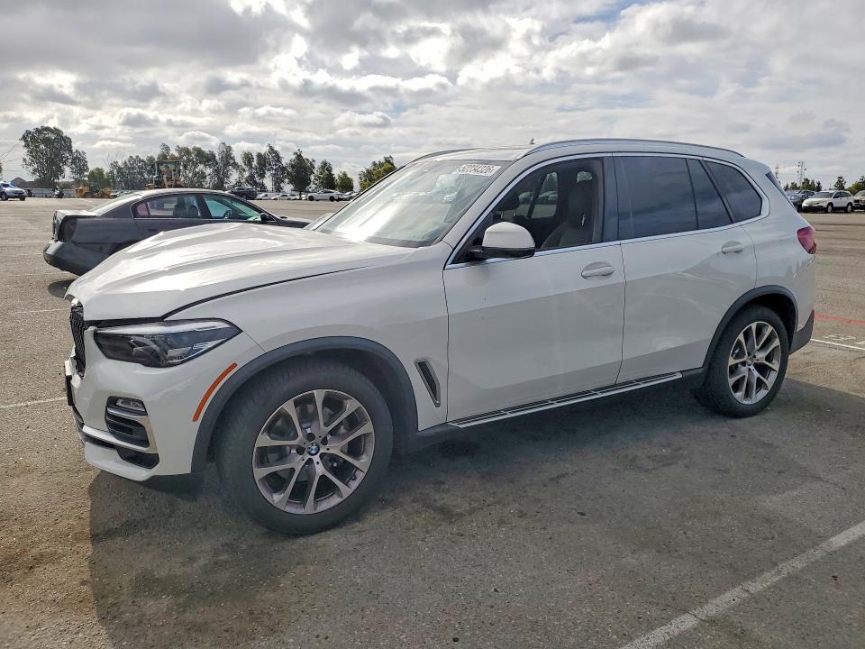 2020 BMW X5 — VIN 5UXCR4C03L9B57125