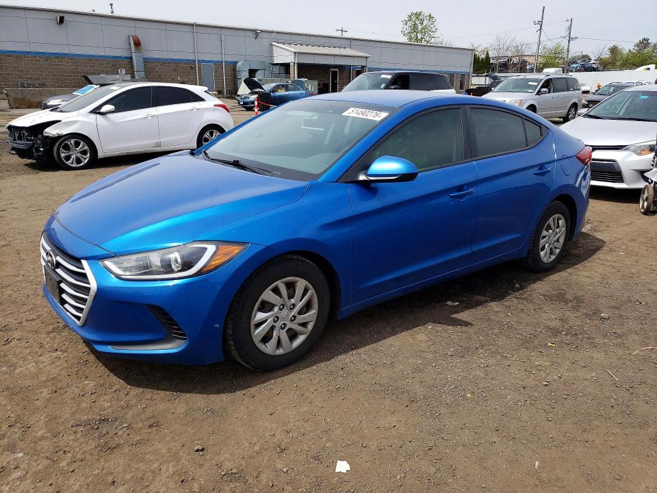 2017 HYUNDAI ELANTRA — VIN KMHD74LF2HU120662