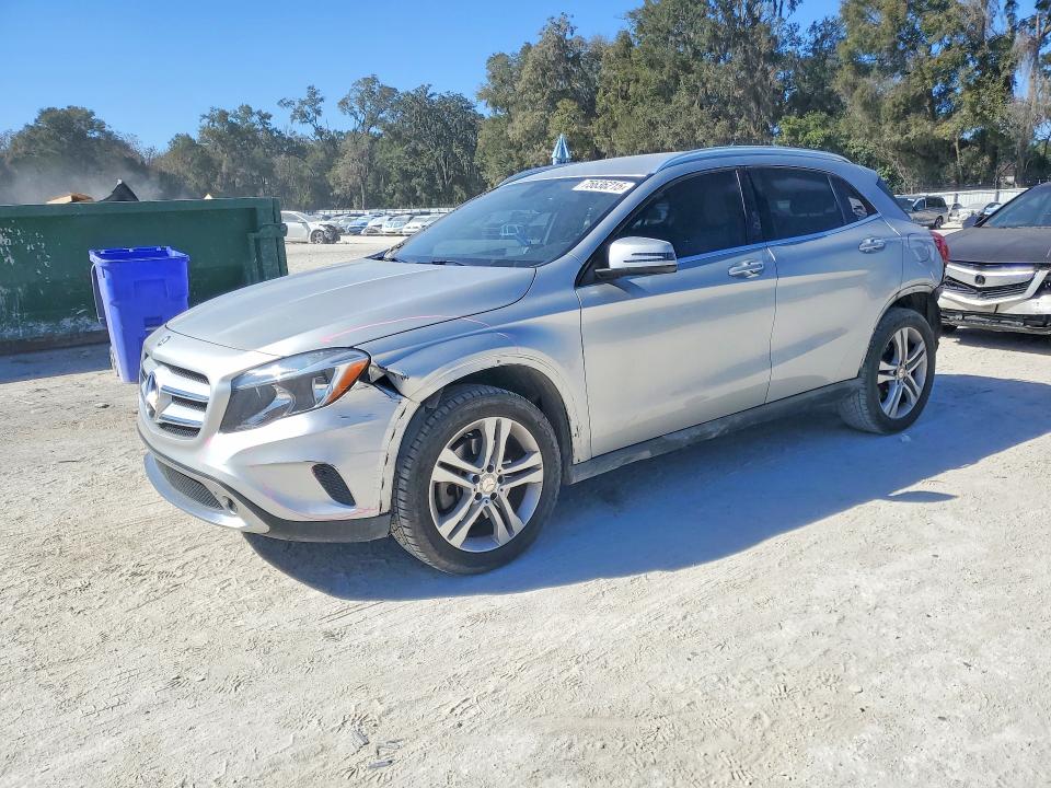 2015 MERCEDES-BENZ GLA — VIN WDCTG4EB8FJ124413