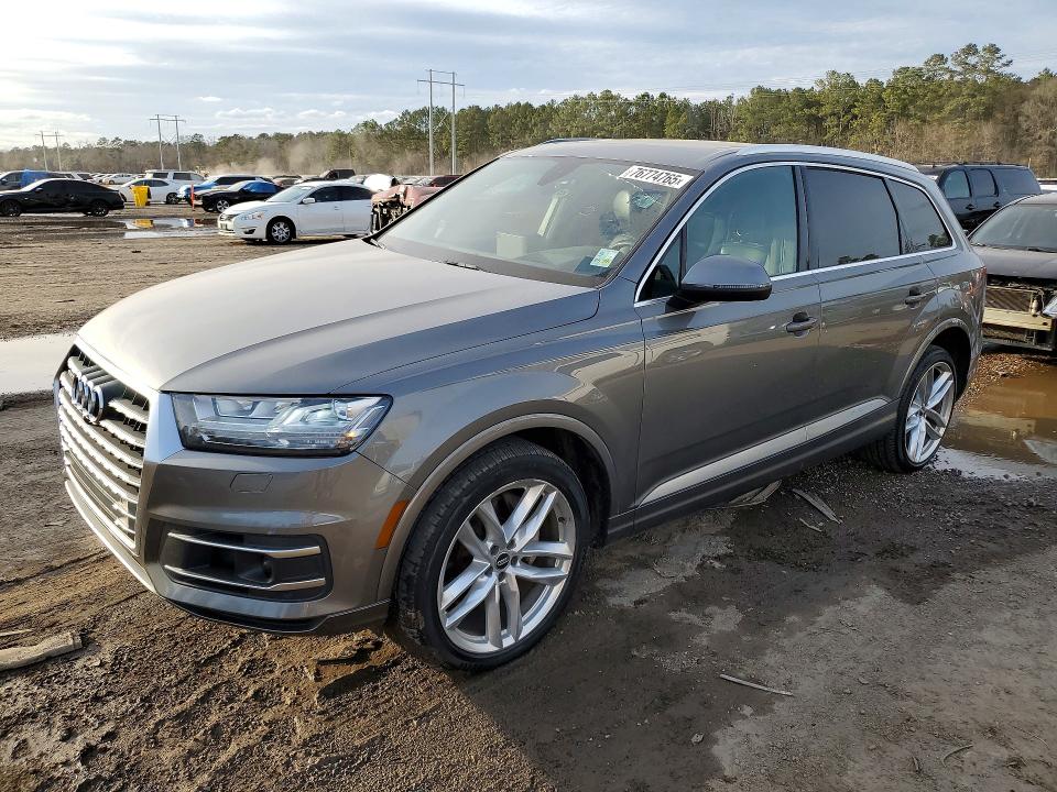 2017 AUDI Q7 PRESTIG — VIN WA1VAAF70HD013178