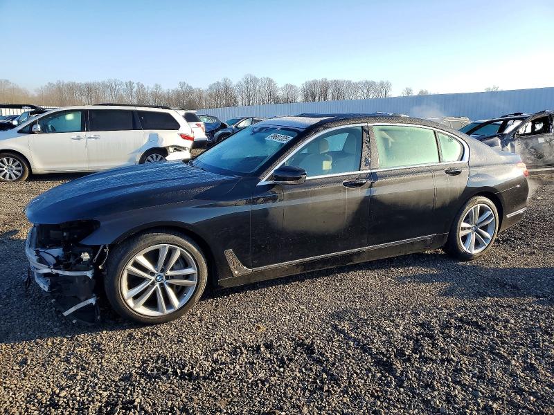 2016 BMW 750 XI — VIN WBA7F2C52GG419109
