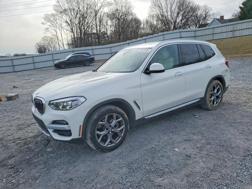 2021 BMW X3 — VIN 5UXTY3C05M9E84821