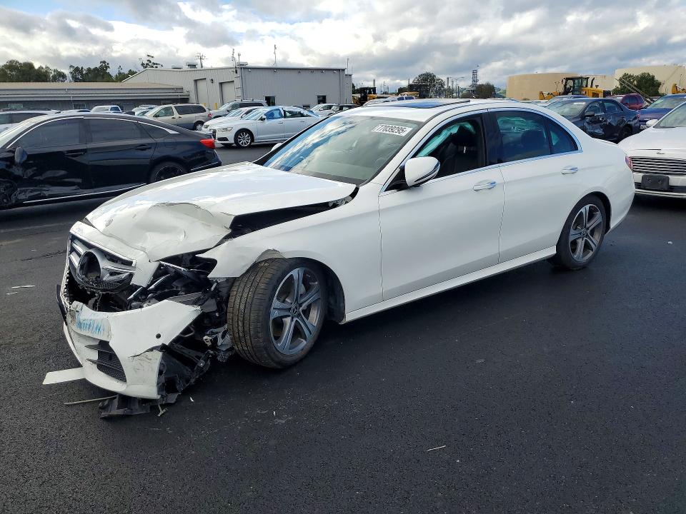 2018 MERCEDES-BENZ E — VIN WDDZF4JB9JA414733