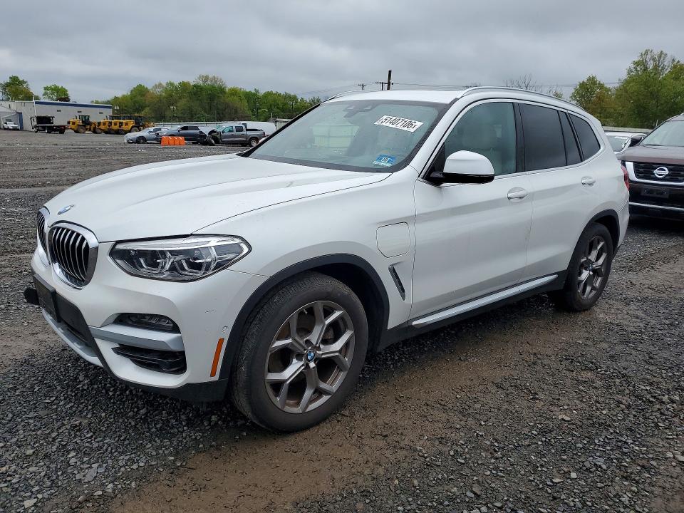 2021 BMW X3 — VIN 5UXTS1C02M9E52124