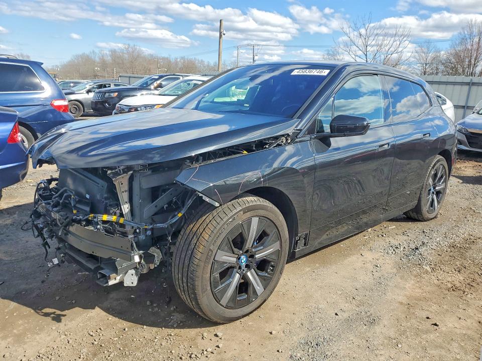 2024 BMW IX — VIN WB523CF09RCR12268