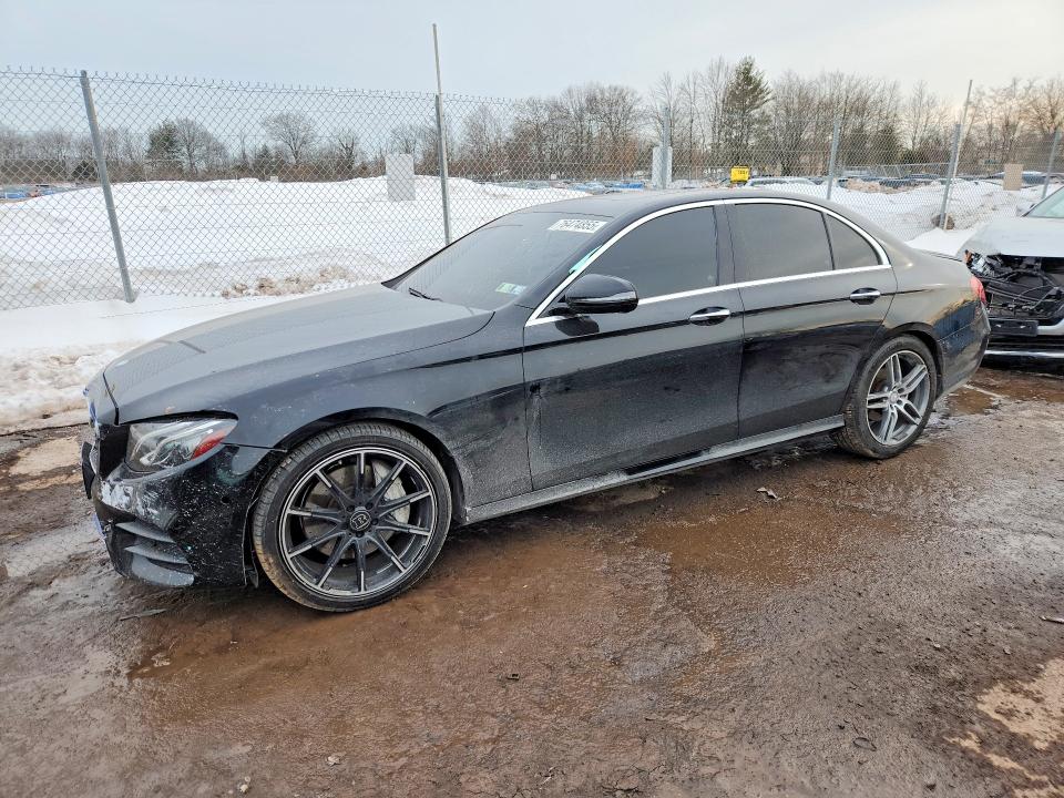 2017 MERCEDES-BENZ E — VIN WDDZF4KB5HA221195