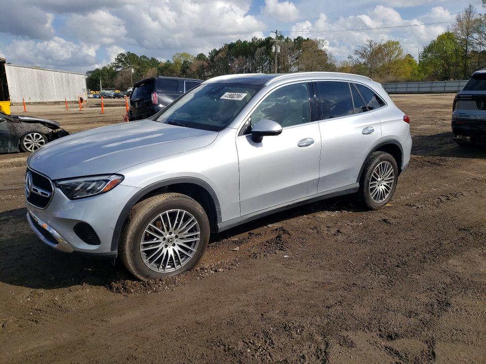 W1NKM4HB6RF211166