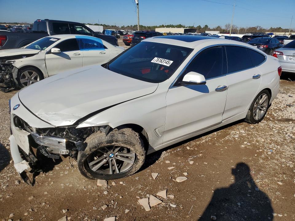 2018 BMW 330 — VIN WBA8Z9C50JG828639