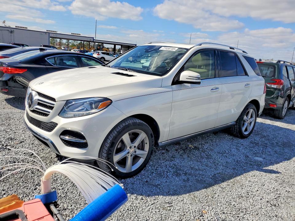 2016 MERCEDES-BENZ GLE — VIN 4JGDA5JB2GA728253