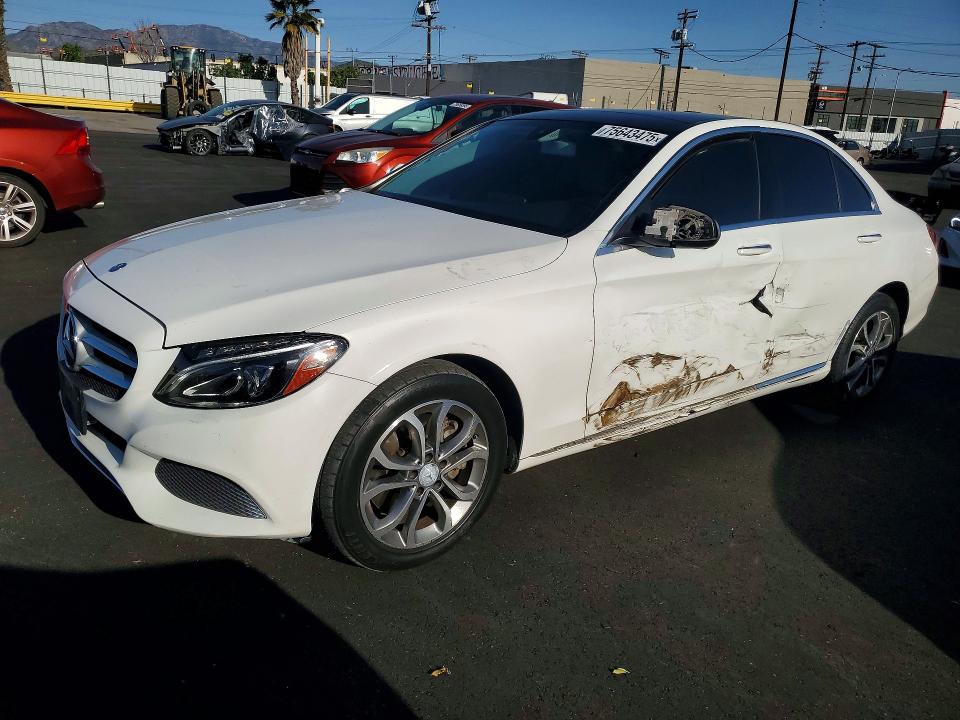 2015 MERCEDES-BENZ C — VIN 55SWF4KB4FU093158