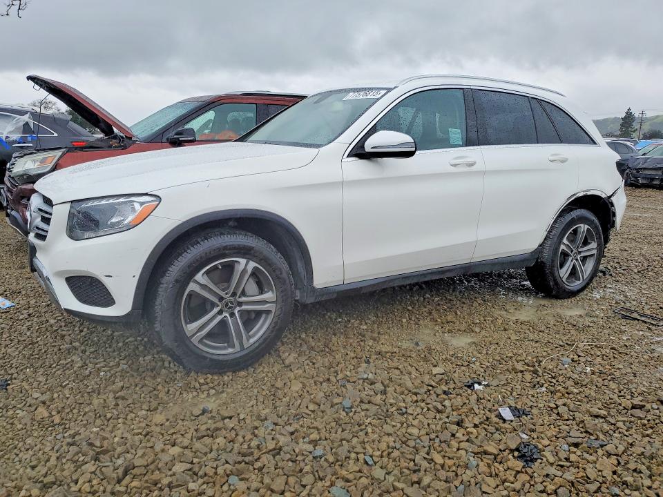 2018 MERCEDES-BENZ GLC — VIN WDC0G4JB4JV043080