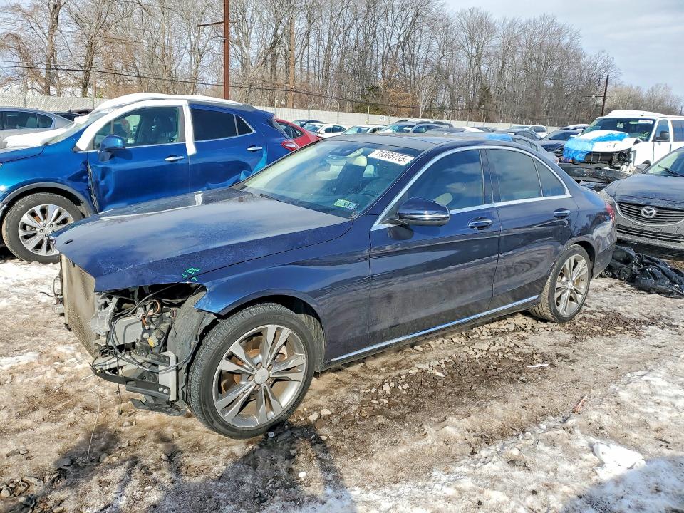 2016 MERCEDES-BENZ C — VIN 55SWF4KB9GU136572