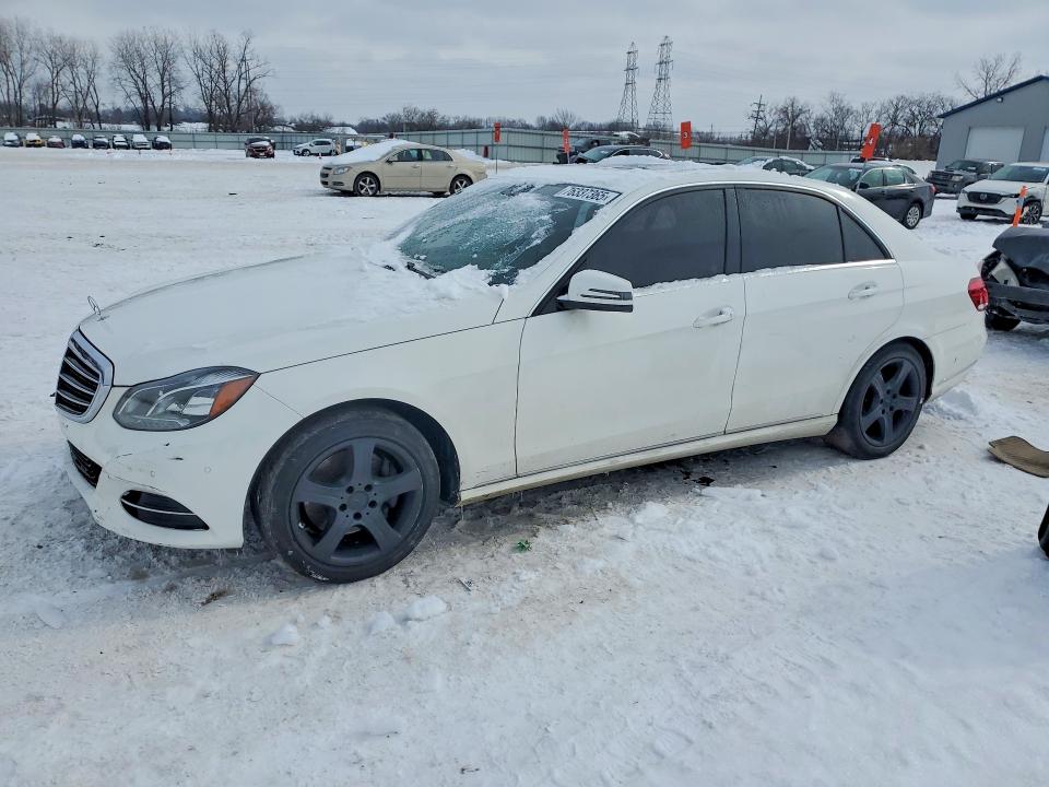 2016 MERCEDES-BENZ E — VIN WDDHF8JB9GB225733
