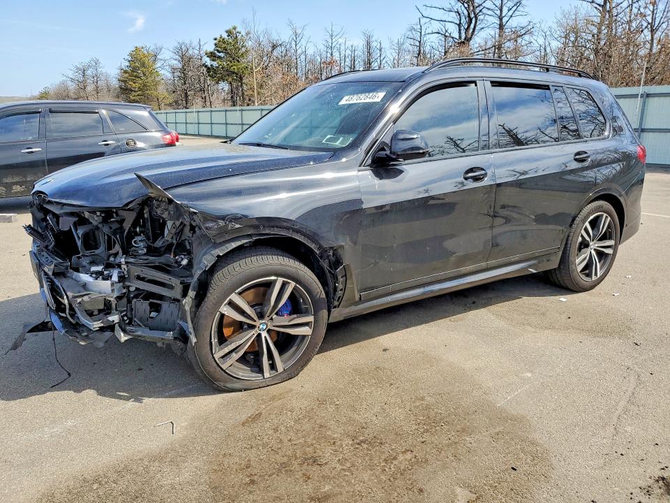 2022 BMW X7 — VIN 5UXCW2C06N9L41715