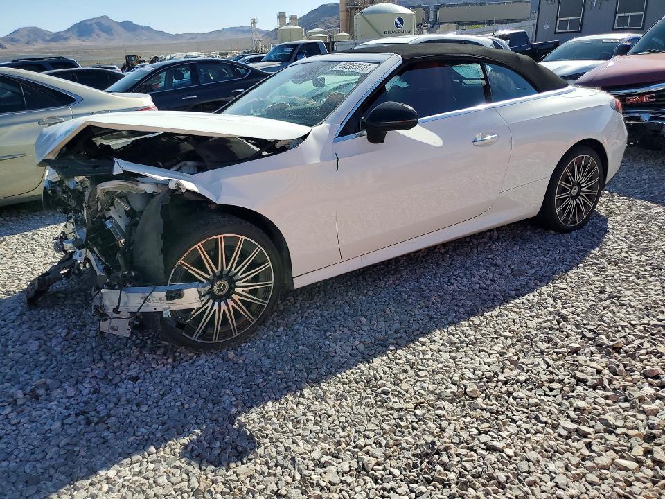 W1KMK4HB7RF042576