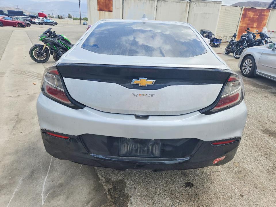 1G1RC6S55HU209404