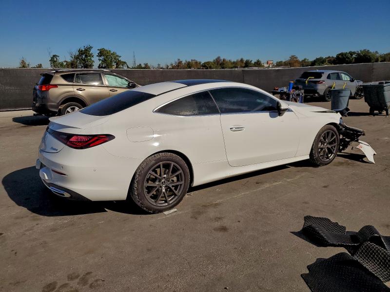 W1KMJ4HB4RF035460