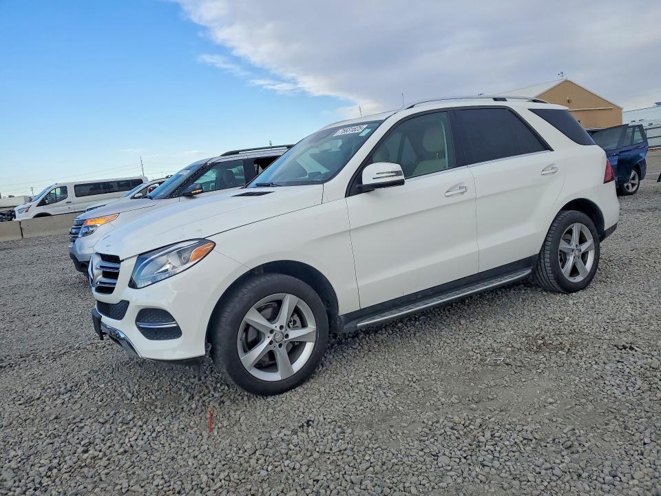 2016 MERCEDES-BENZ GLE — VIN 4JGDA5HB4GA802536