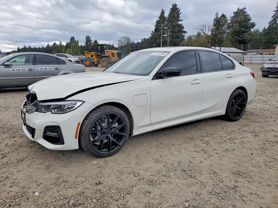 2021 BMW 330 XE — VIN 3MW5P9J04M8B82489