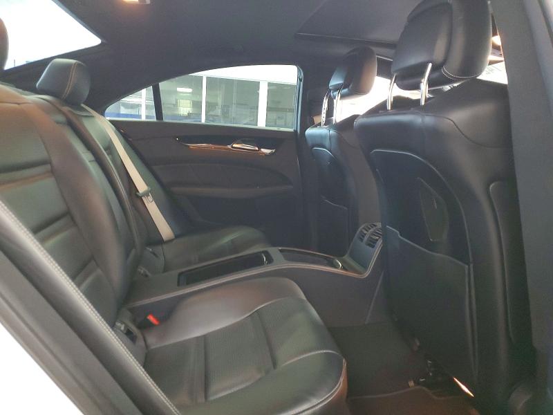 WDDLJ7GB4FA134609