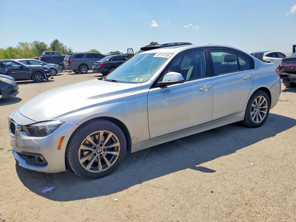 2017 BMW 320 — VIN WBA8E5G34HNU44687