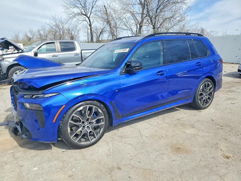 2026 BMW X7 — VIN 5UX33EM00T9125400