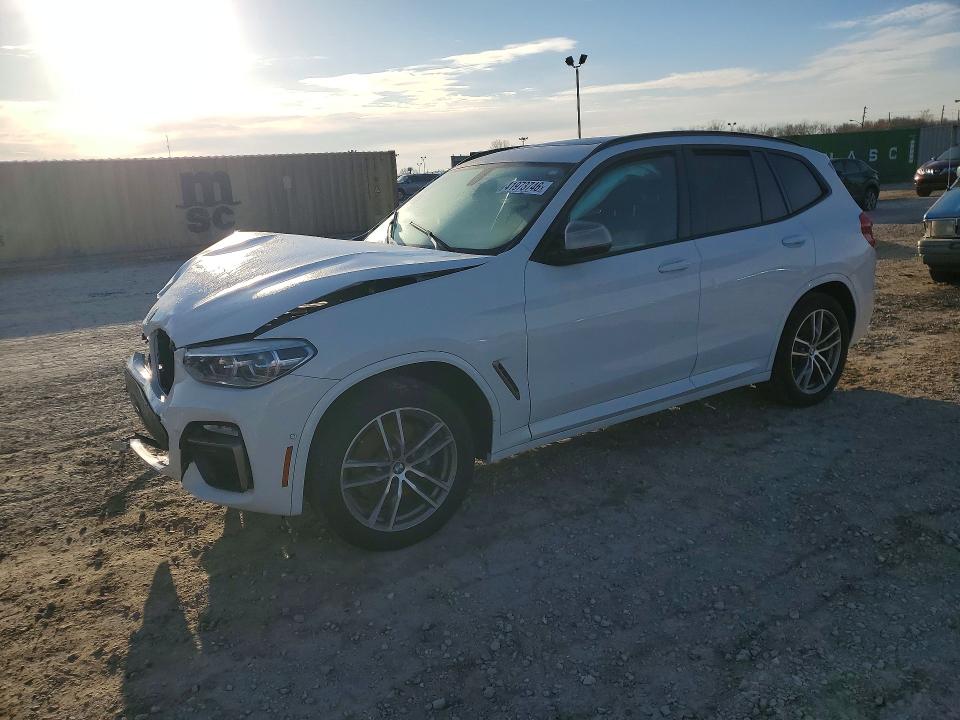 2018 BMW X3 — VIN 5UXTS3C55J0Y99082