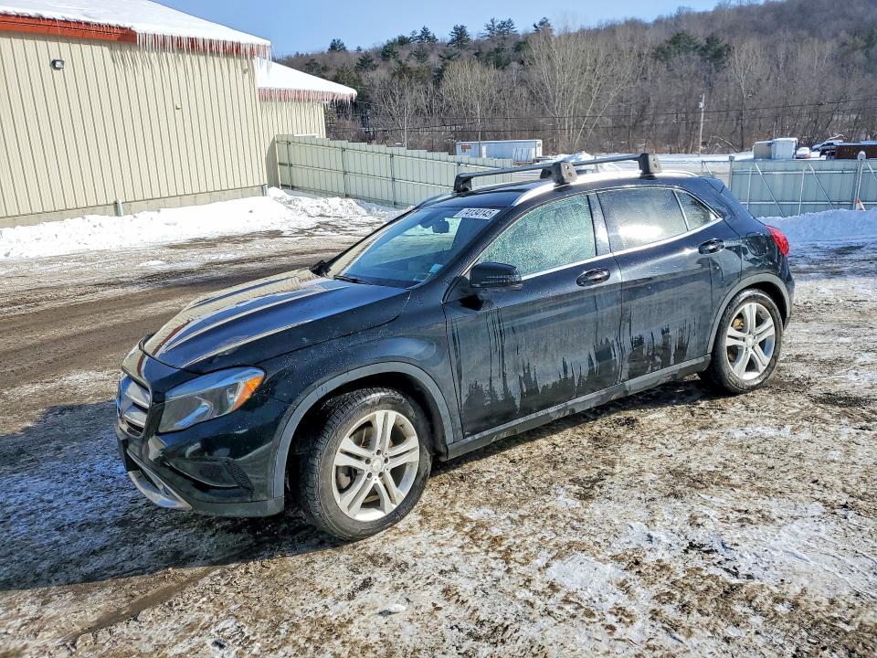 2015 MERCEDES-BENZ GLA — VIN WDCTG4GB1FJ149988