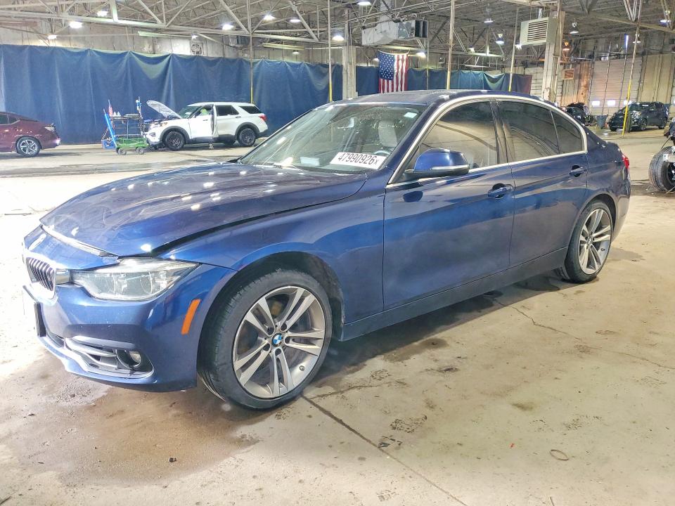 2018 BMW 330 — VIN WBA8D9C5XJA607664