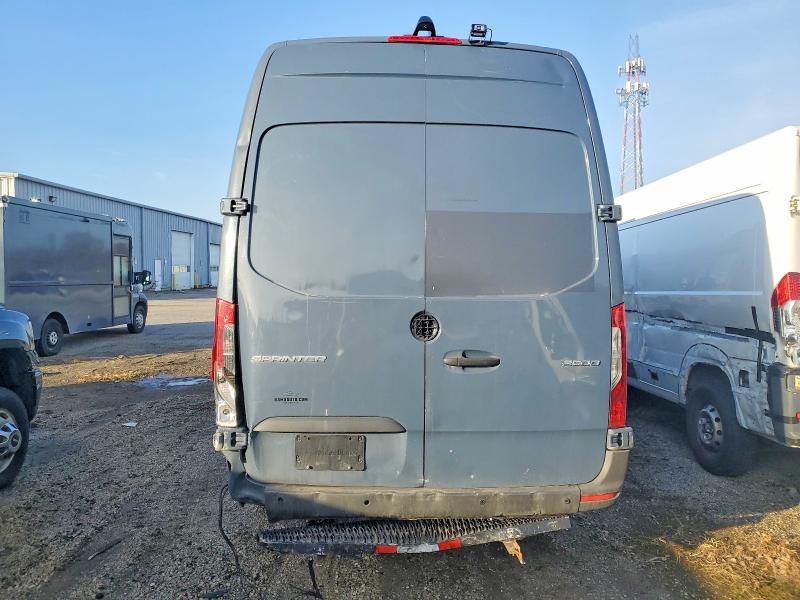 WD4PF1CD4KP147827