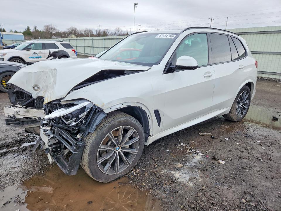 2019 BMW X5 — VIN 5UXCR6C58KLL37075