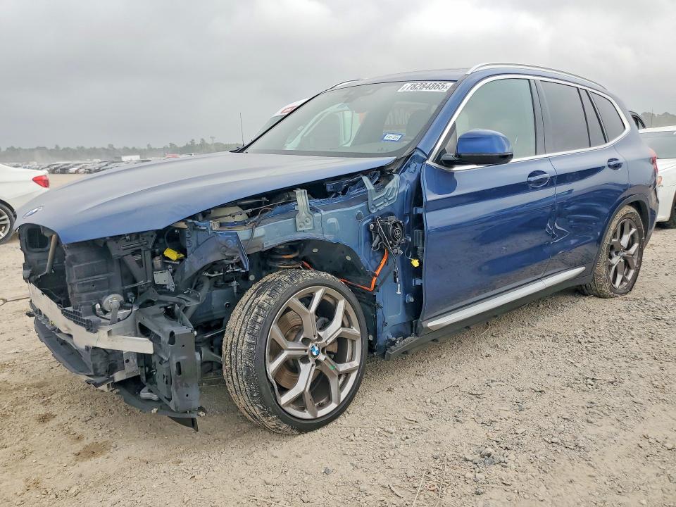 2021 BMW X3 — VIN 5UXTS1C0XM9E85369