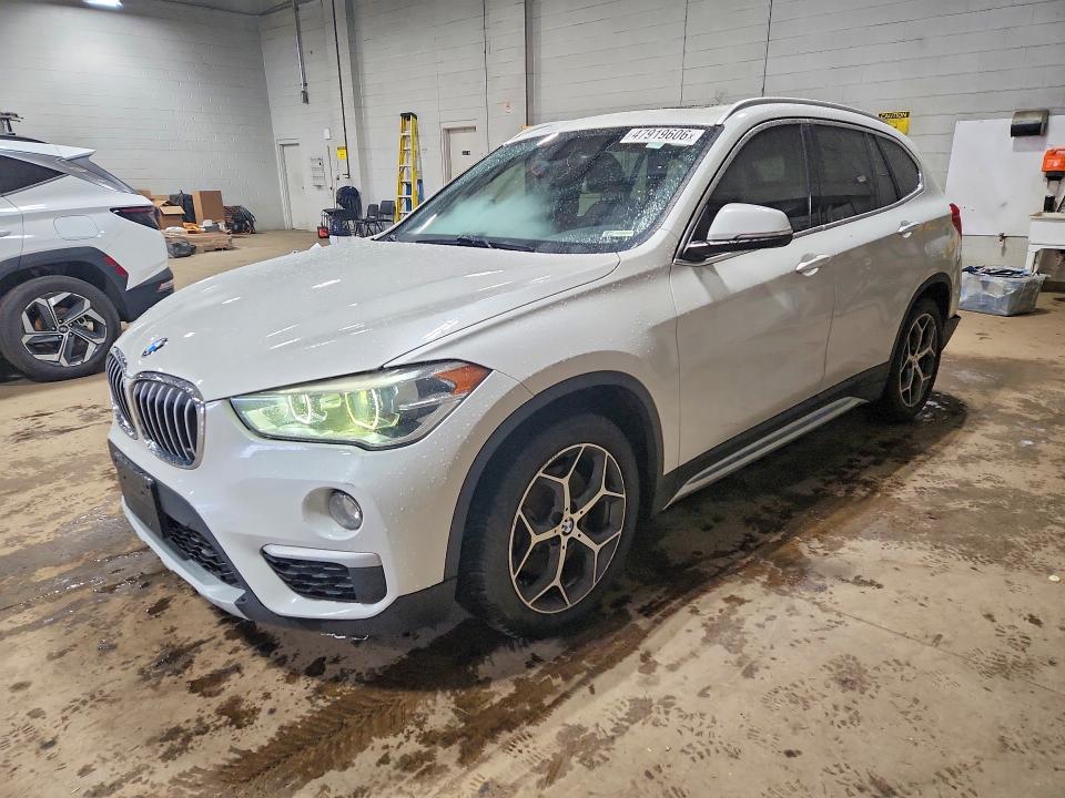 2017 BMW X1 — VIN WBXHT3C35H5F68430