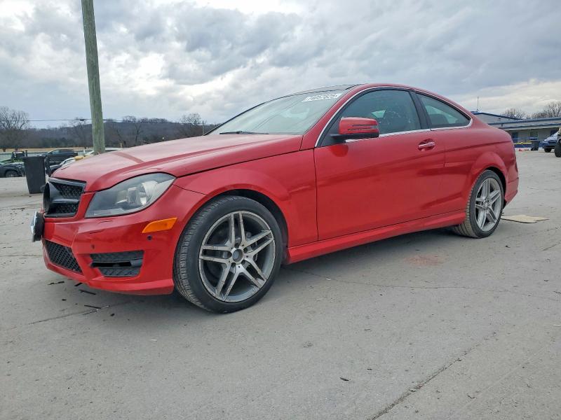 2015 MERCEDES-BENZ C — VIN WDDGJ4HB1FG390735