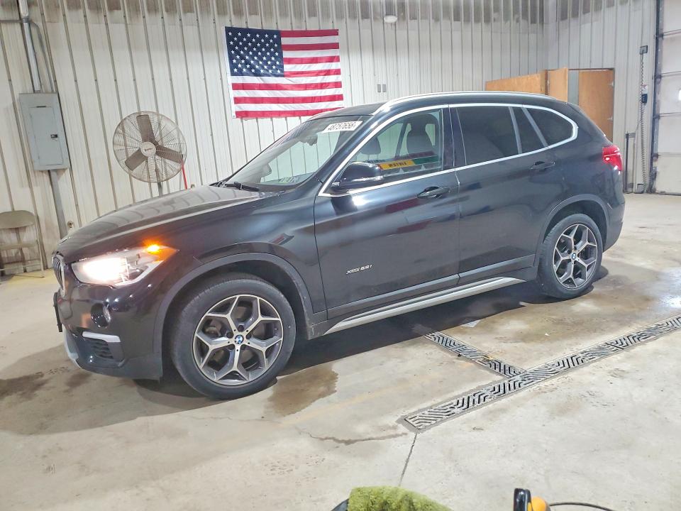 2018 BMW X1 — VIN WBXHT3C37J5K26318