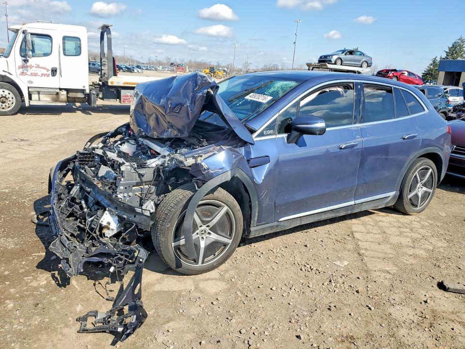 2023 MERCEDES-BENZ EQE SUV — VIN 4JGGM2CB5PA027786
