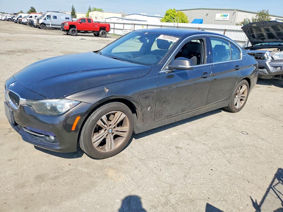 2017 BMW 330 E — VIN WBA8E1C31HA156678