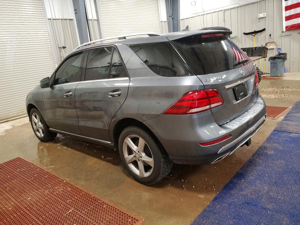4JGDA5HB5HA892927