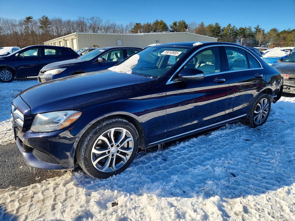 2015 MERCEDES-BENZ C — VIN 55SWF4KB8FU024036